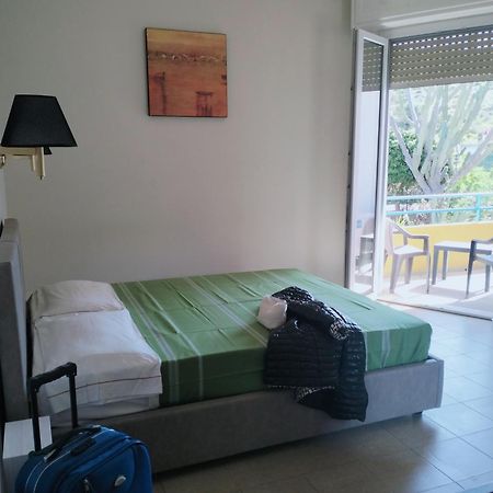 Hotel Calamosca Cagliari Dış mekan fotoğraf