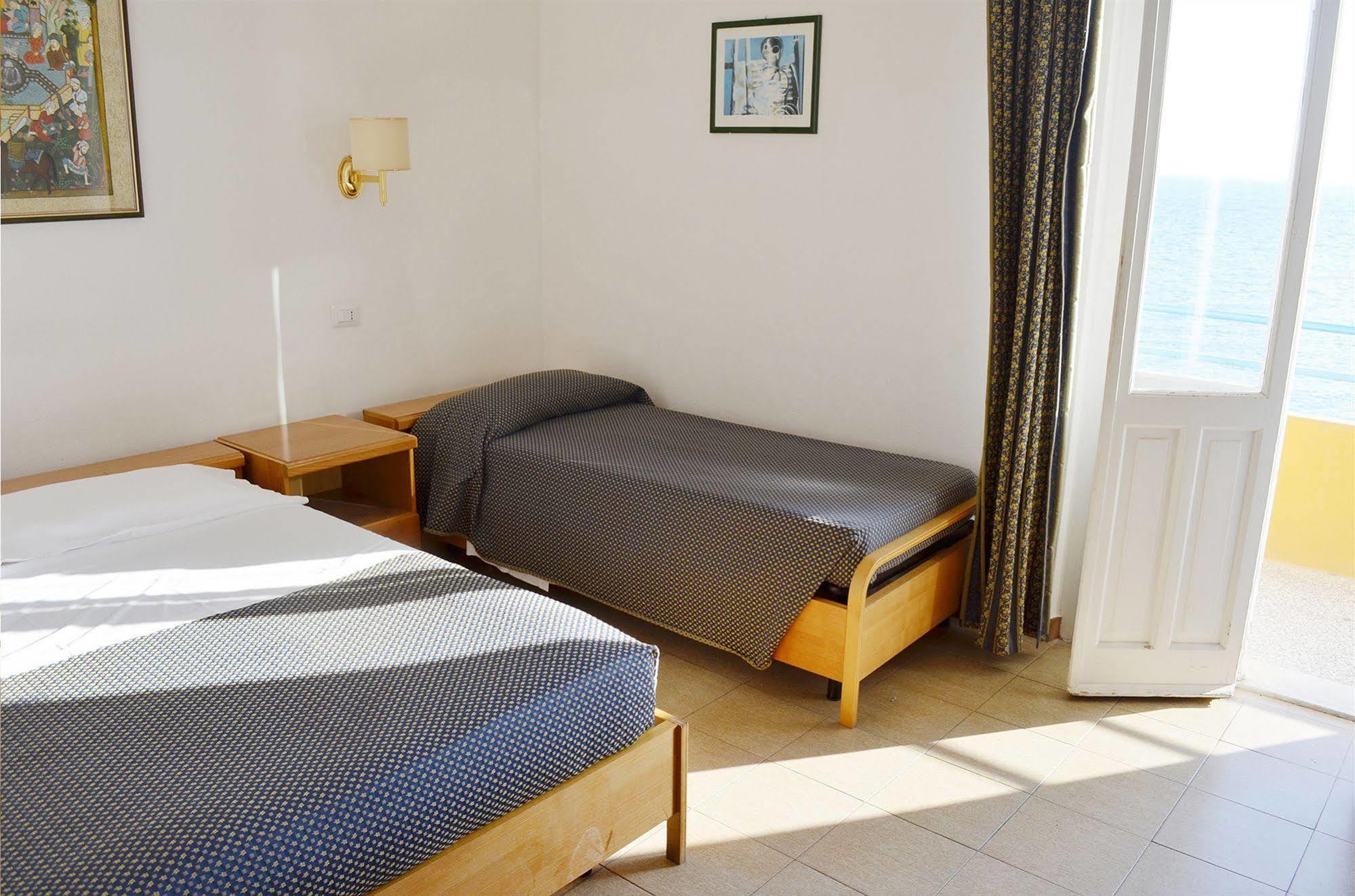 Hotel Calamosca Cagliari Dış mekan fotoğraf