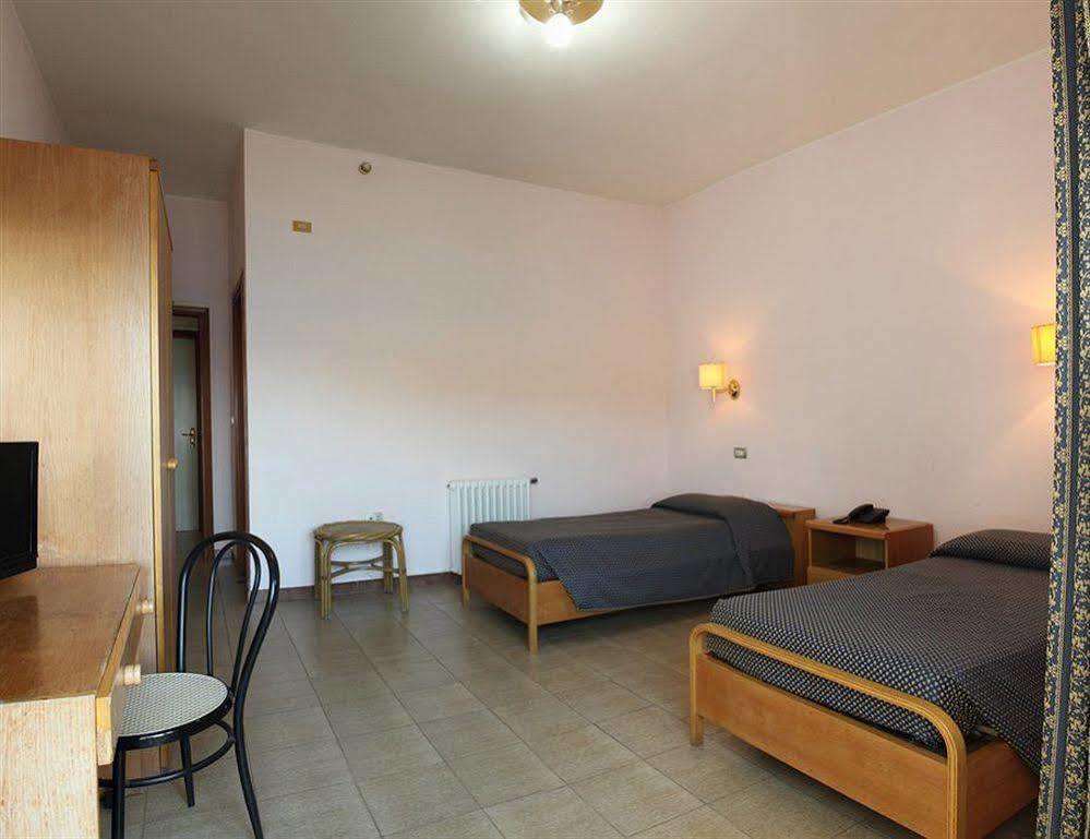 Hotel Calamosca Cagliari Dış mekan fotoğraf